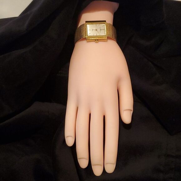 BAUME MERCIER VINTAGE 18K SOLID GOLD WATCH! NEW Crystal Also! ONE OF A KIND! - Picture 10 of 12
